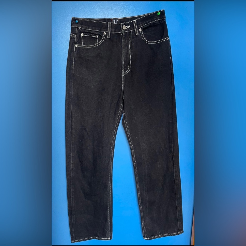 BDG Black Straight Jeans Timeless Style